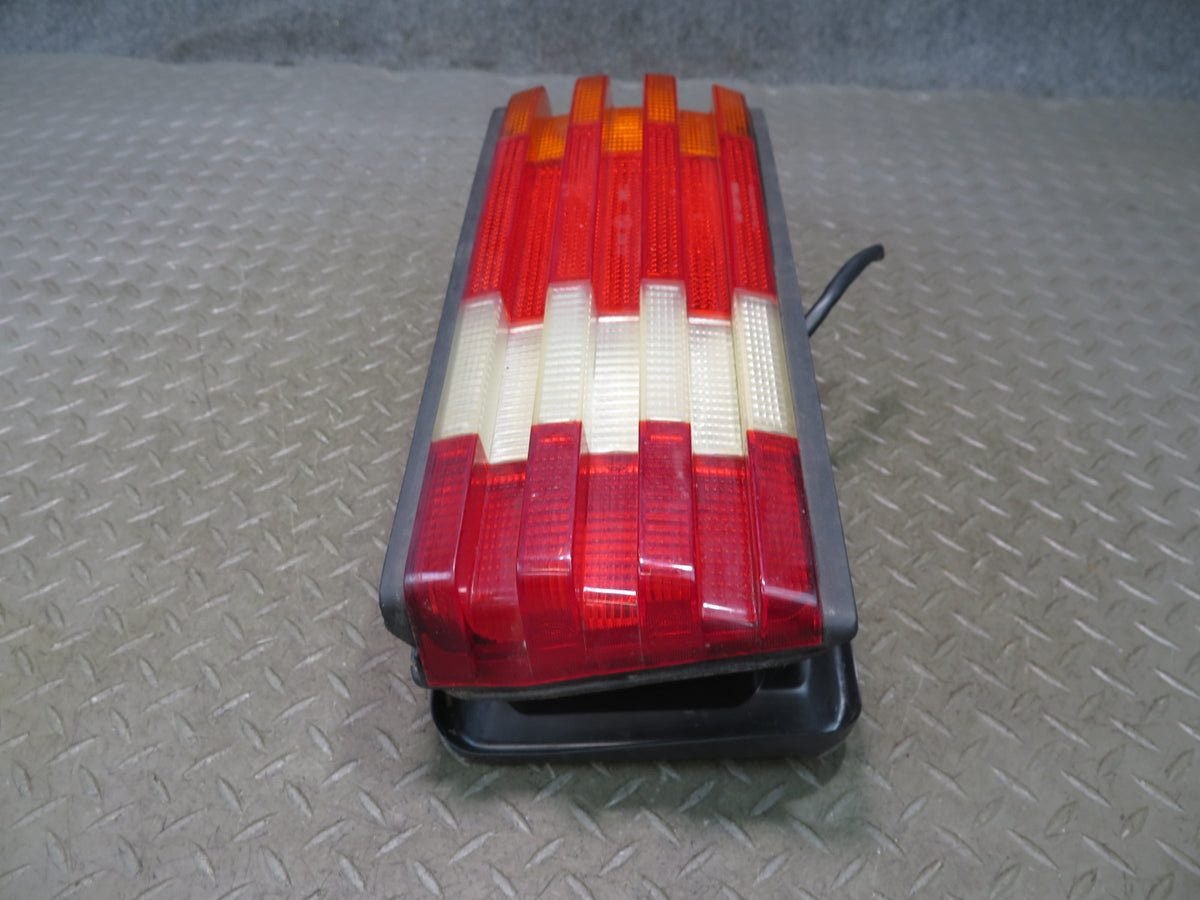 86-91 Mercedes W126 560SEL Set of 2 Rear Left & Right Tail Light Lamp OEM