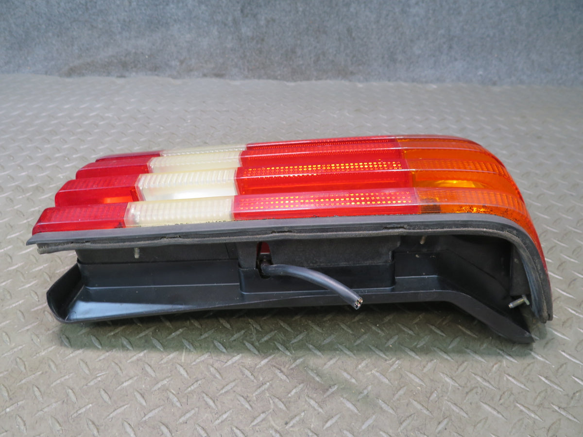 86-91 Mercedes W126 560SEL Set of 2 Rear Left & Right Tail Light Lamp OEM