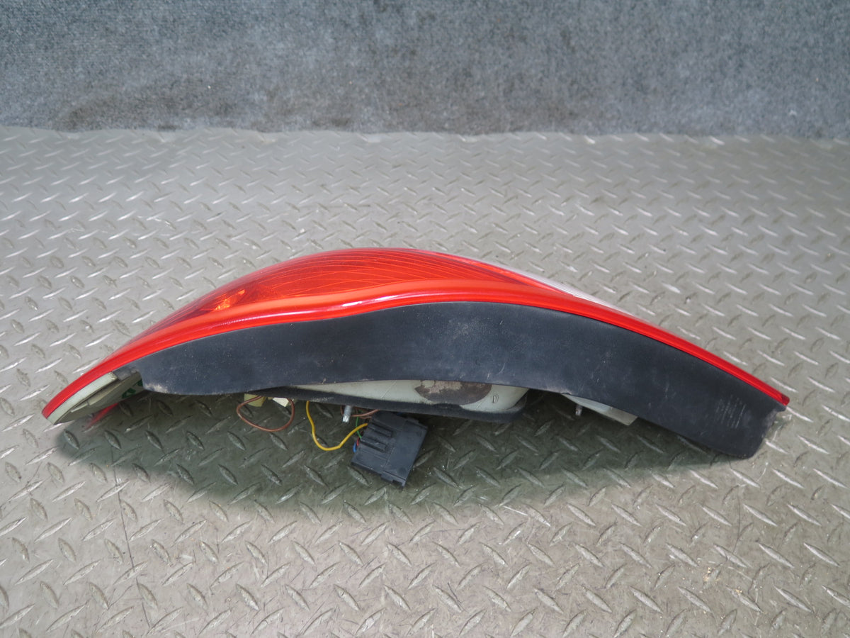 05-08 Mercedes R171 Slk-class Rear Right Tail Light Lamp OEM