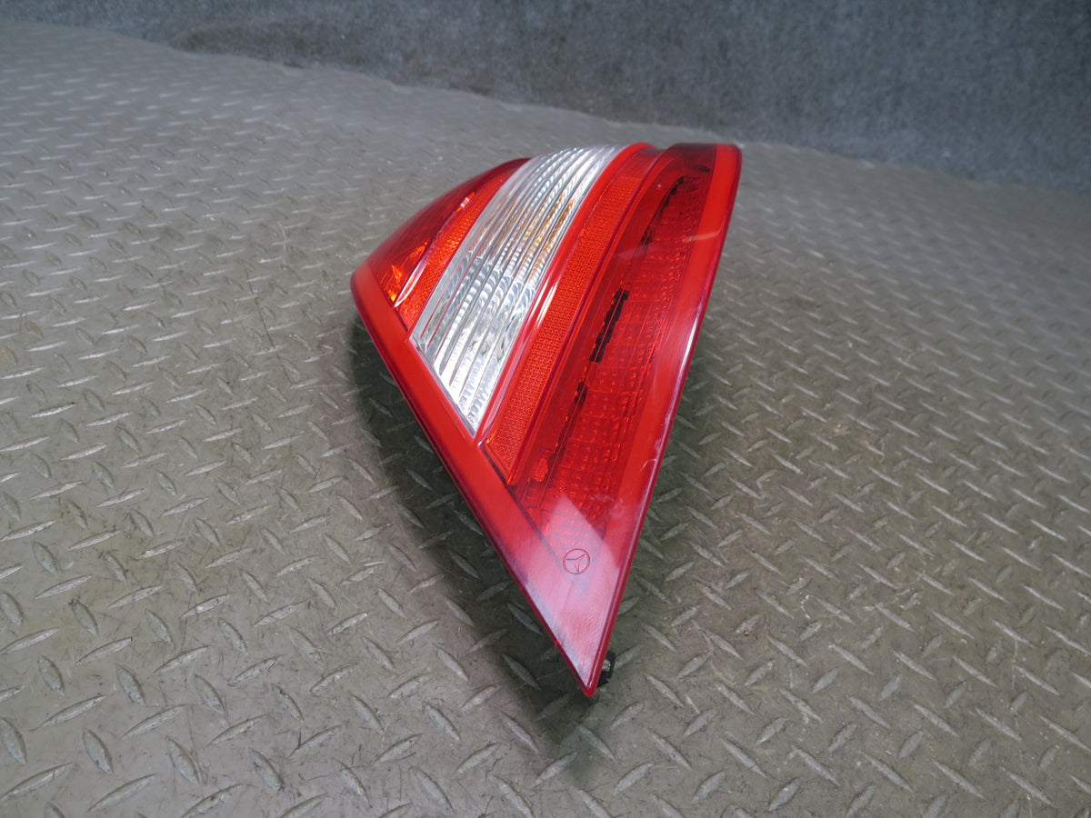 05-08 Mercedes R171 Slk-class Rear Right Tail Light Lamp OEM