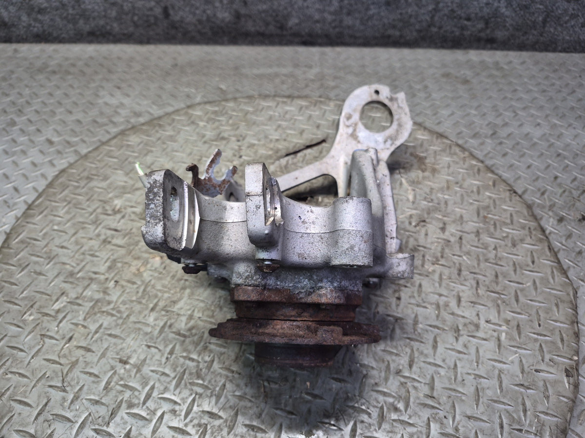 2015-2018 Porsche Macan AWD Rear Left Side Spindle Knuckle Wheel Hub Bearing