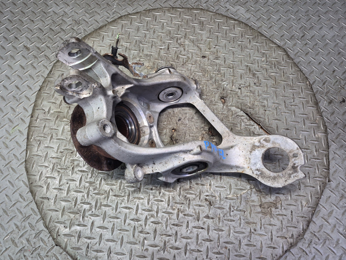 2015-2018 Porsche Macan AWD Rear Left Side Spindle Knuckle Wheel Hub Bearing