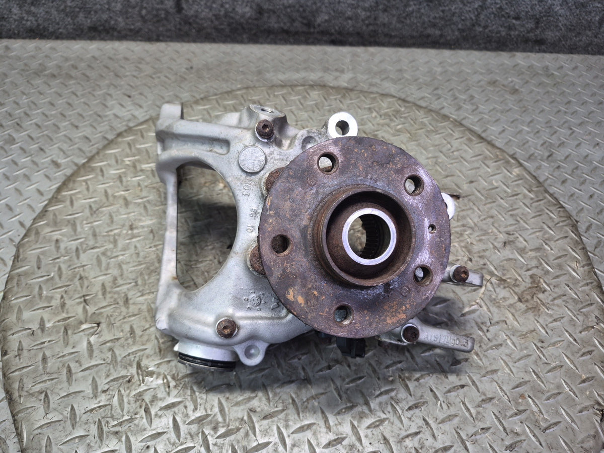 2015-2018 Porsche Macan AWD Rear Right Side Spindle Knuckle Wheel Hub Bearing