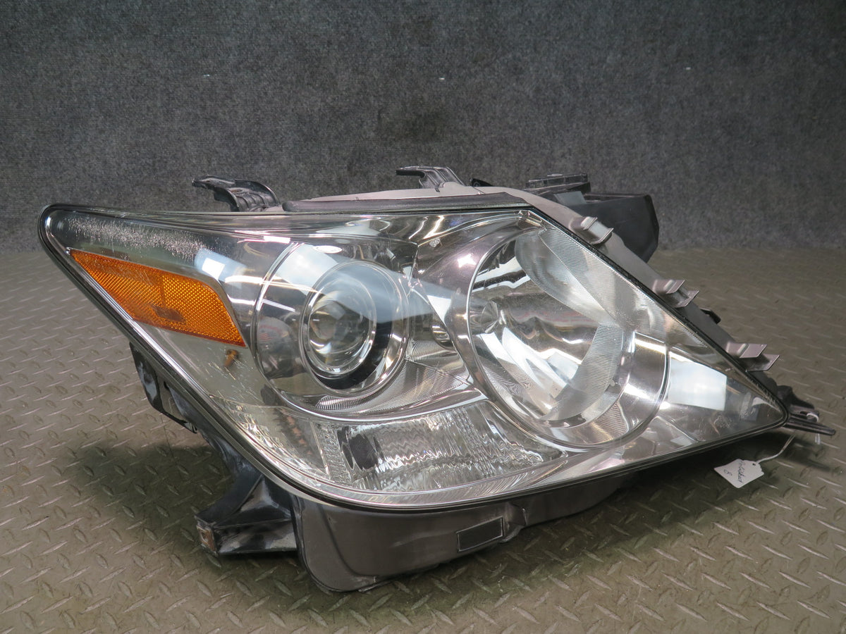 08-10 Lexus J200 LX570 Front Right Xenon HID Headlight Lamp