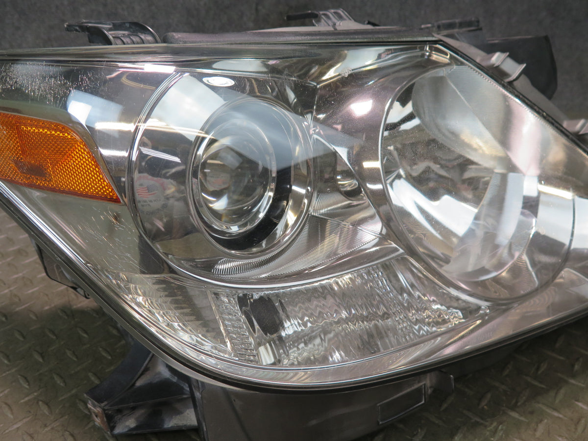 08-10 Lexus J200 LX570 Front Right Xenon HID Headlight Lamp