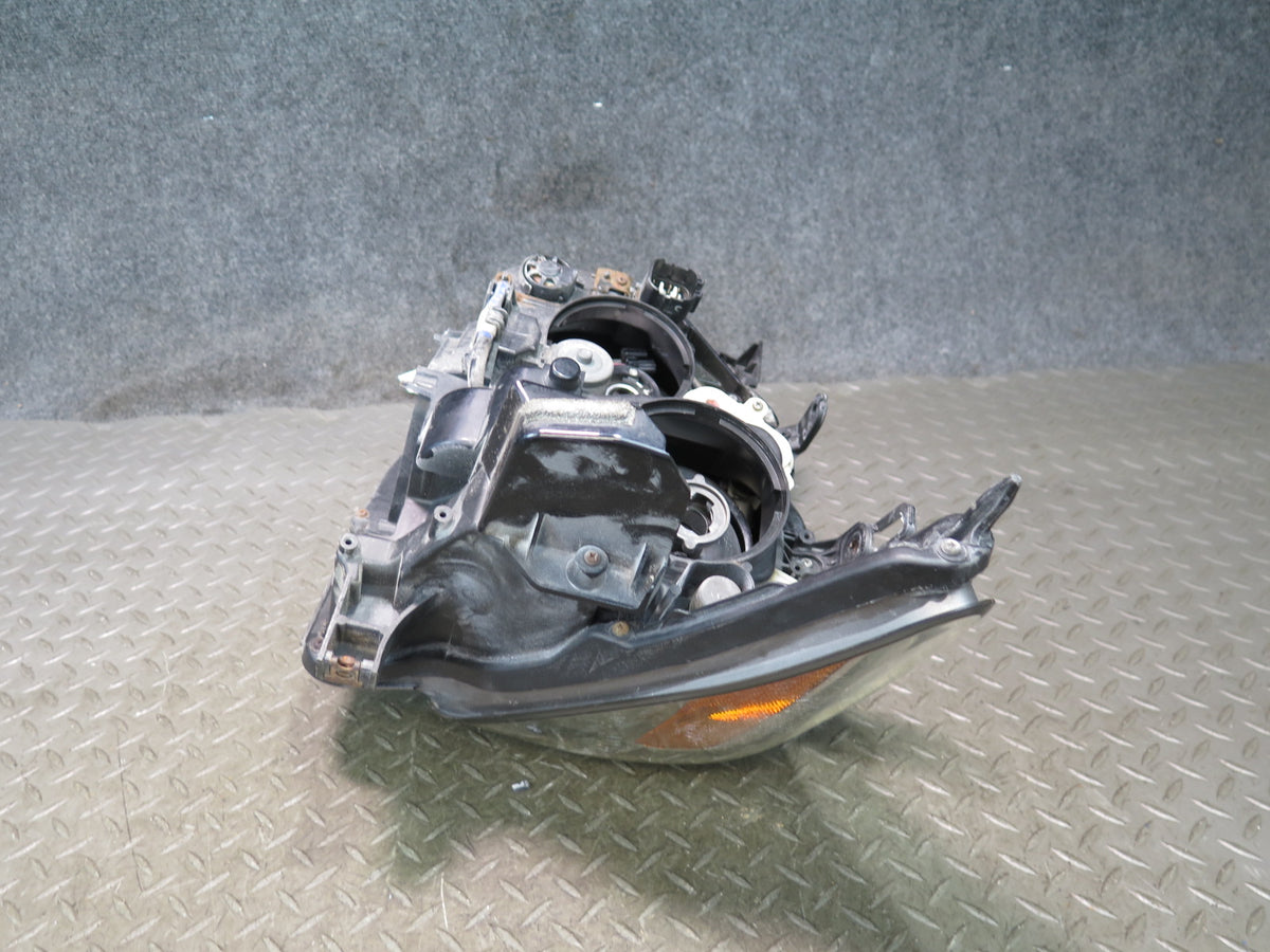 08-10 Lexus J200 LX570 Front Right Xenon HID Headlight Lamp