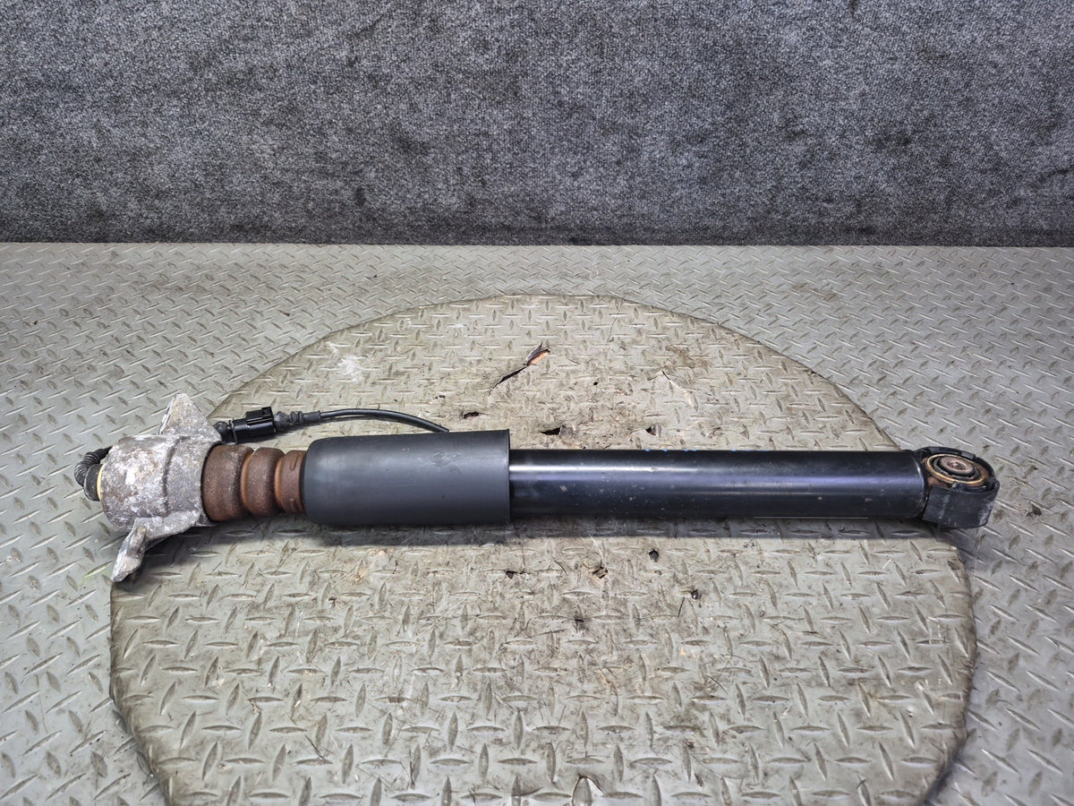2015-2018 Porsche Macan AWD Rear Left & Right Strut Shock Absorber Set of 2