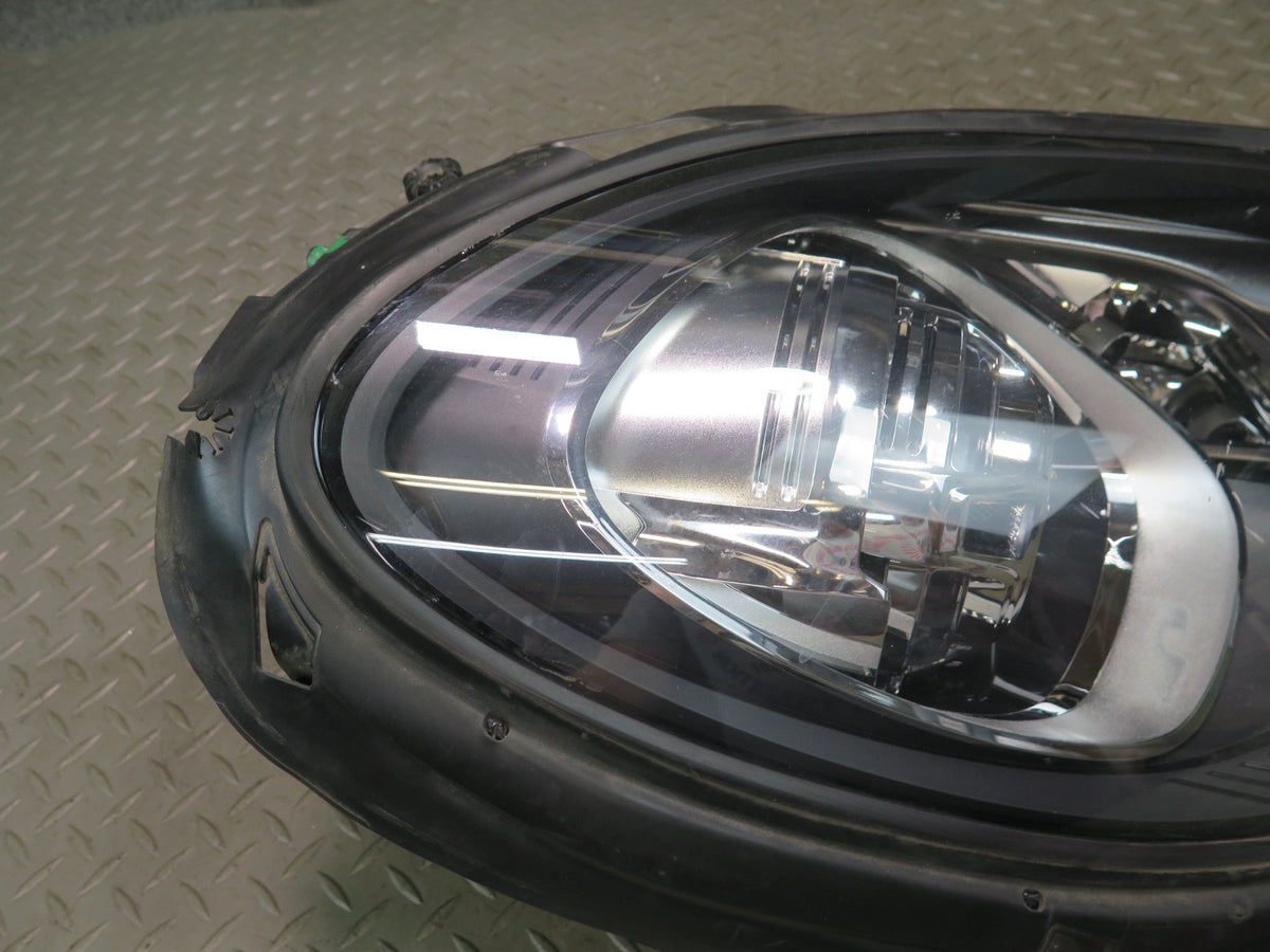 2015-2018 Porsche Macan Front Right Side Xenon Headlight Lamp W/ Ballast Damaged