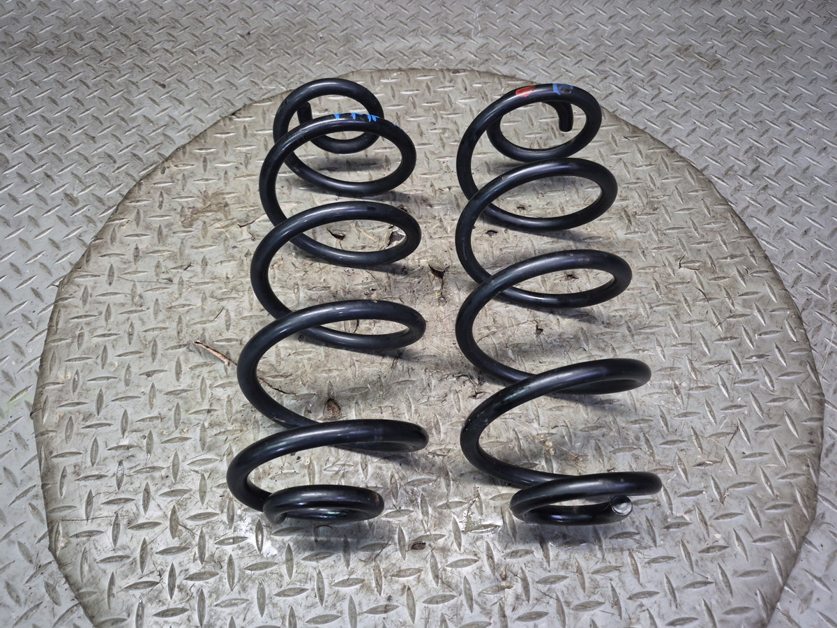 2015-2018 Porsche Macan AWD Rear Left & Right Side Coil Spring Set of 2
