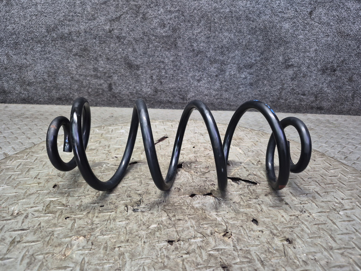 2015-2018 Porsche Macan AWD Rear Left & Right Side Coil Spring Set of 2