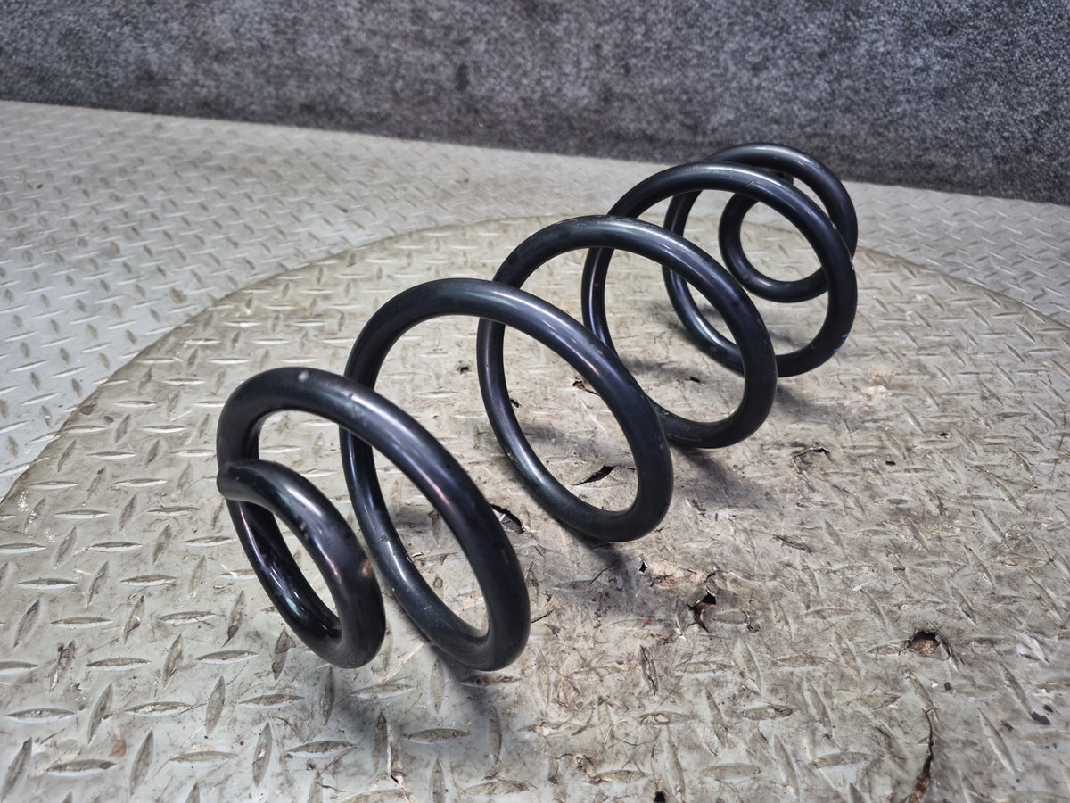 2015-2018 Porsche Macan AWD Rear Left & Right Side Coil Spring Set of 2