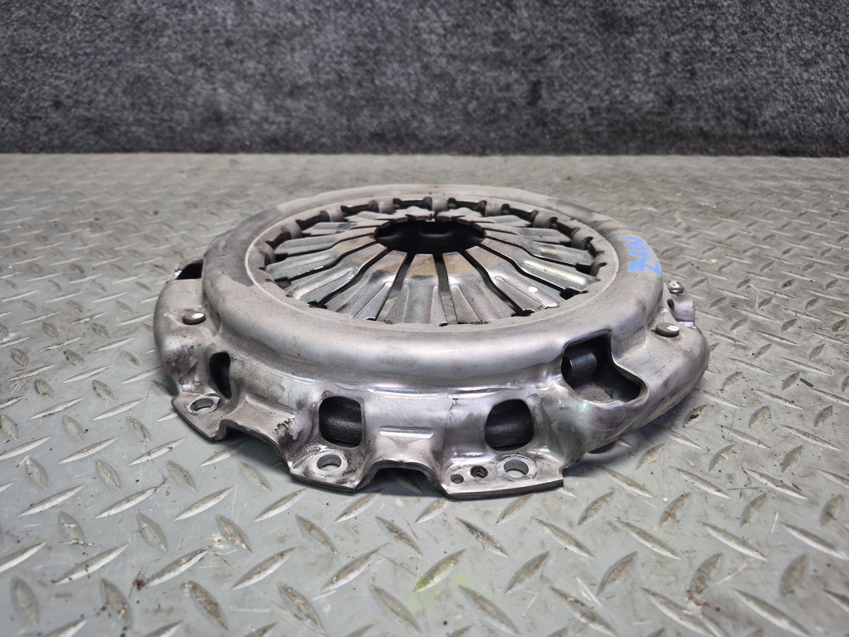 2006 Nissan Z33 350Z FS6R31A M/T Flywheel Pressure Plate Clutch KIT Set OEM