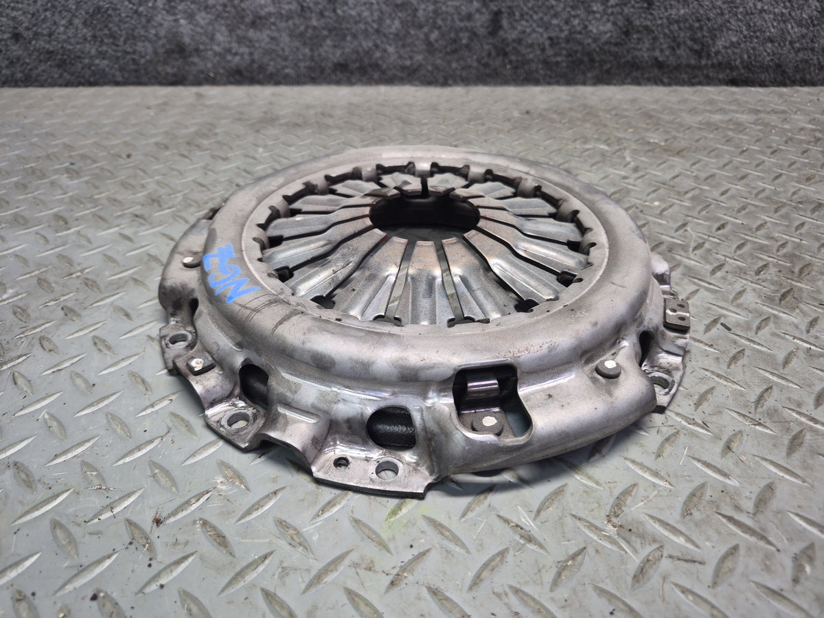 2006 Nissan Z33 350Z FS6R31A M/T Flywheel Pressure Plate Clutch KIT Set OEM