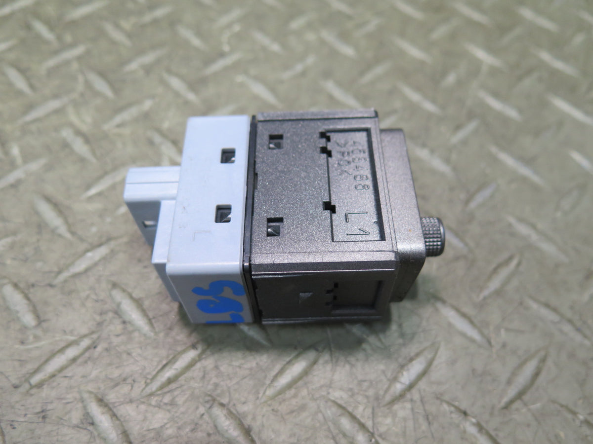 07-12 Lexus LS600h LS460 Front Left Driver Heated Cooled Seat Switch OEM