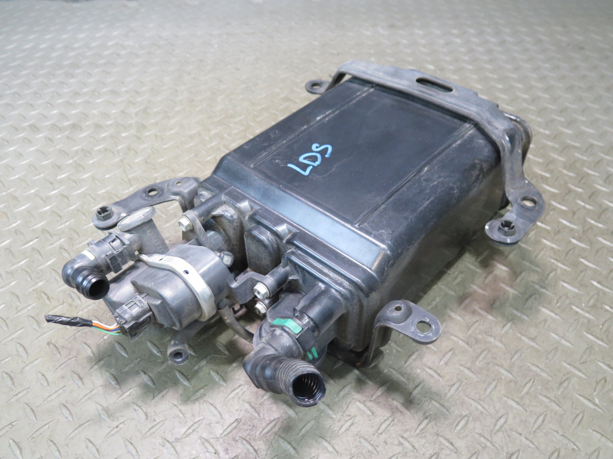 01-06 Lexus UCF30L LS430 Fuel Evap Vapor Charcoal Canister OEM