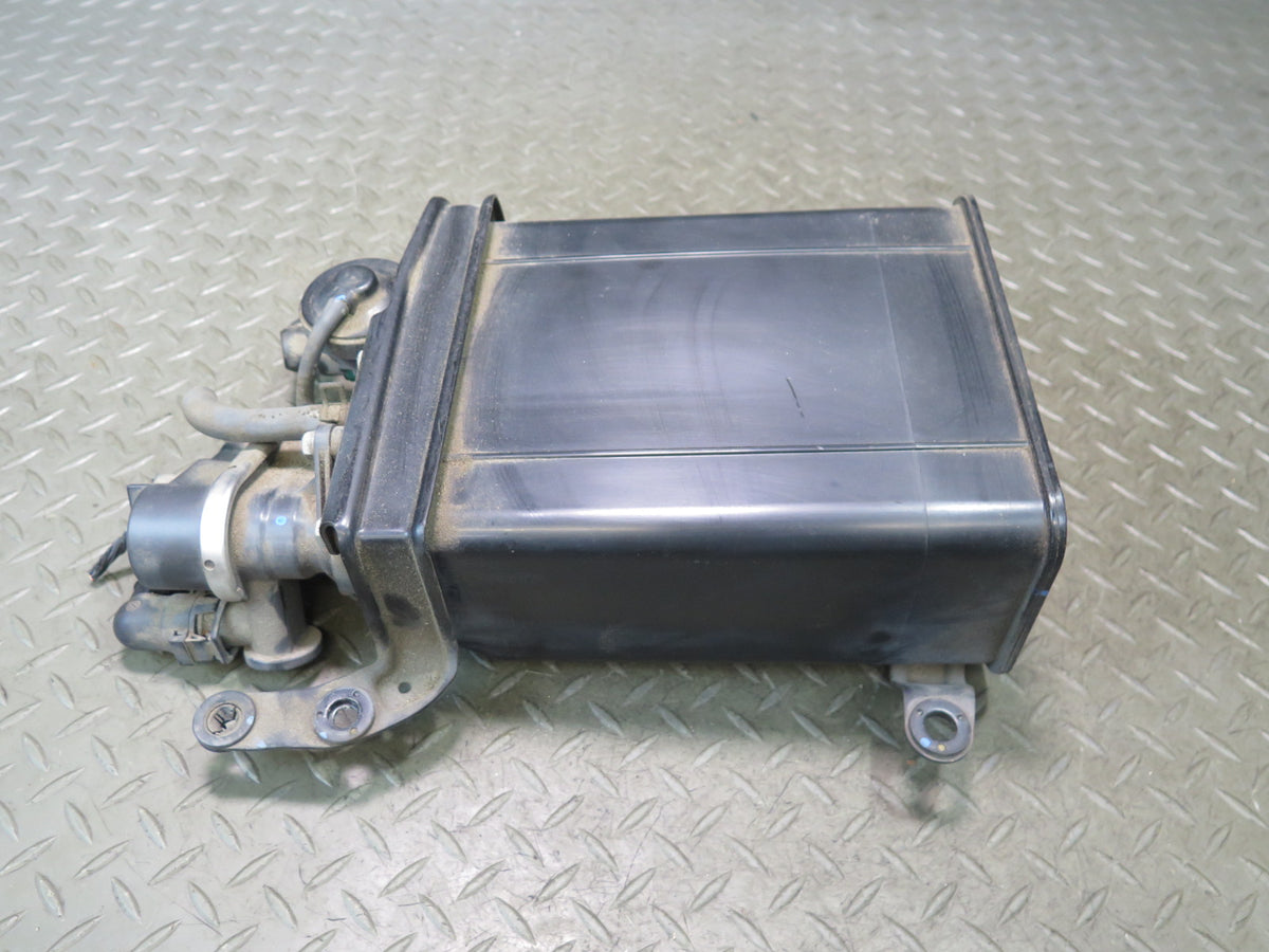 01-06 Lexus UCF30L LS430 Fuel Evap Vapor Charcoal Canister OEM