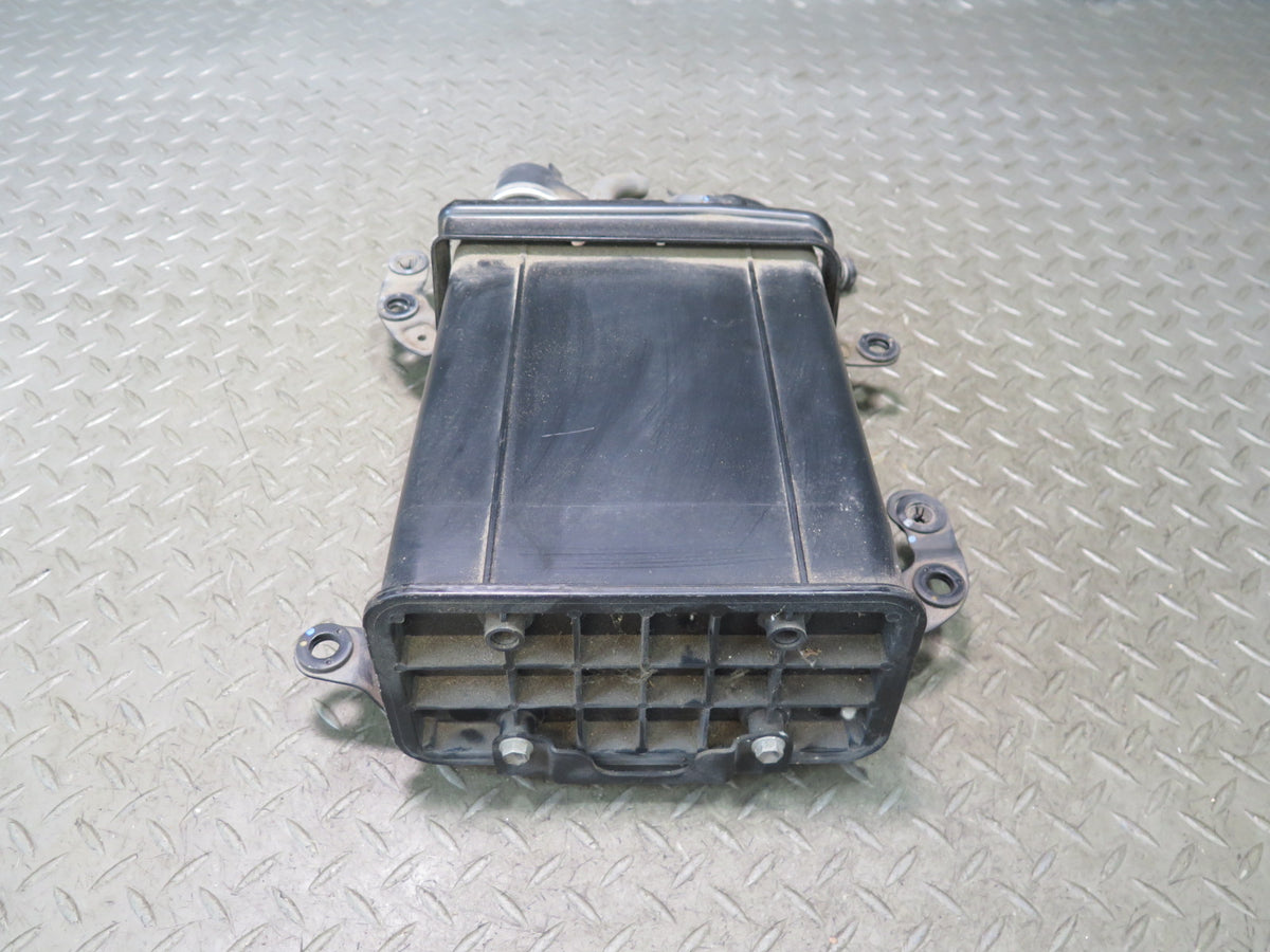 01-06 Lexus UCF30L LS430 Fuel Evap Vapor Charcoal Canister OEM