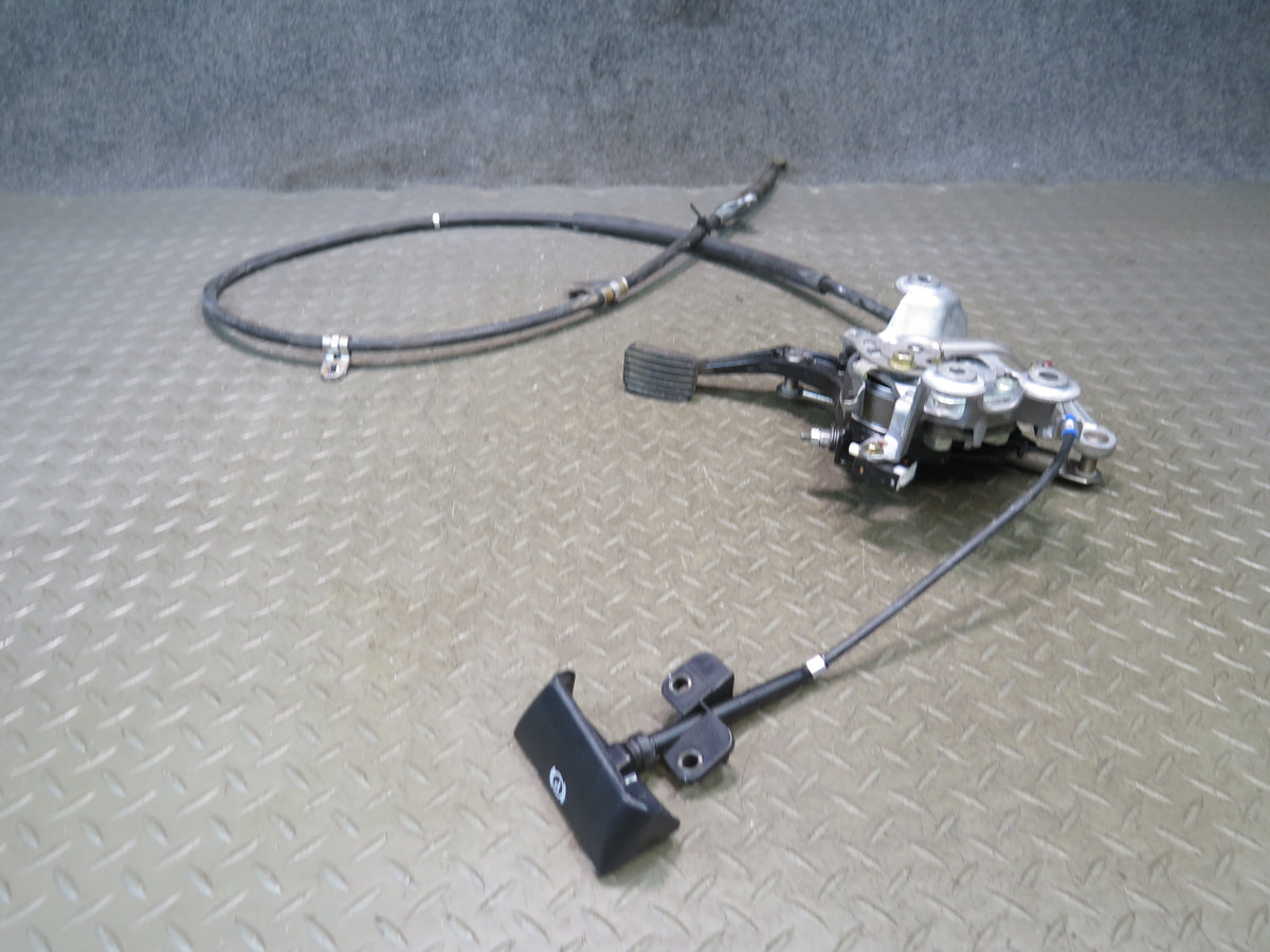 01-06 Lexus UCF30L LS430 Emergency Parking Brake Pedal w Release & Cable OEM