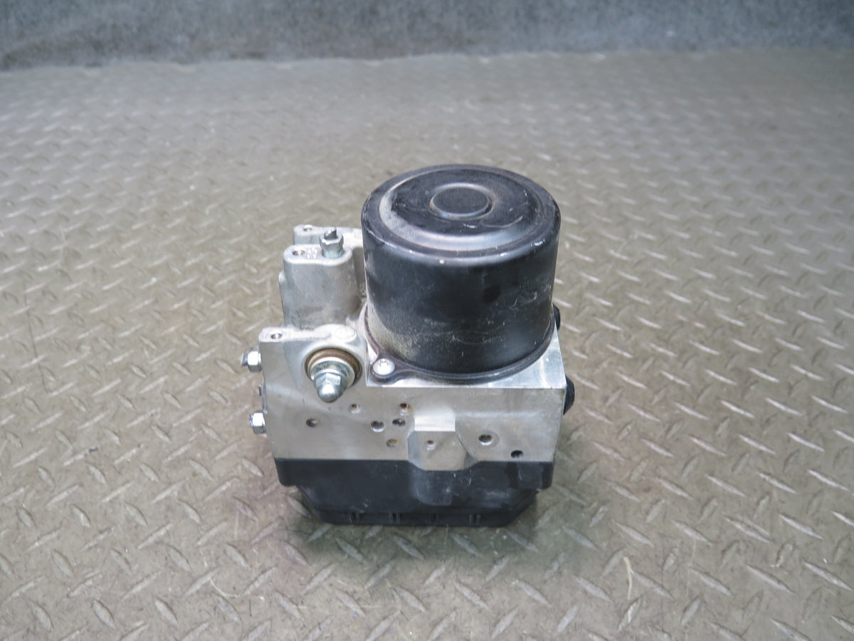 04-06 Lexus UCF30L LS430 Anti Lock Brake ABS Pump Module 44540-50051 OEM