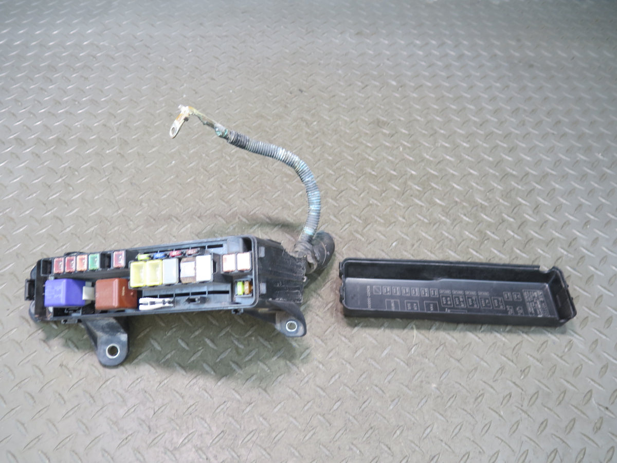 04-06 Lexus UCF30L LS430 Under Hood Junction Fuse Relay Box OEM