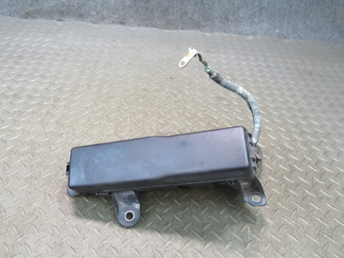 04-06 Lexus UCF30L LS430 Under Hood Junction Fuse Relay Box OEM