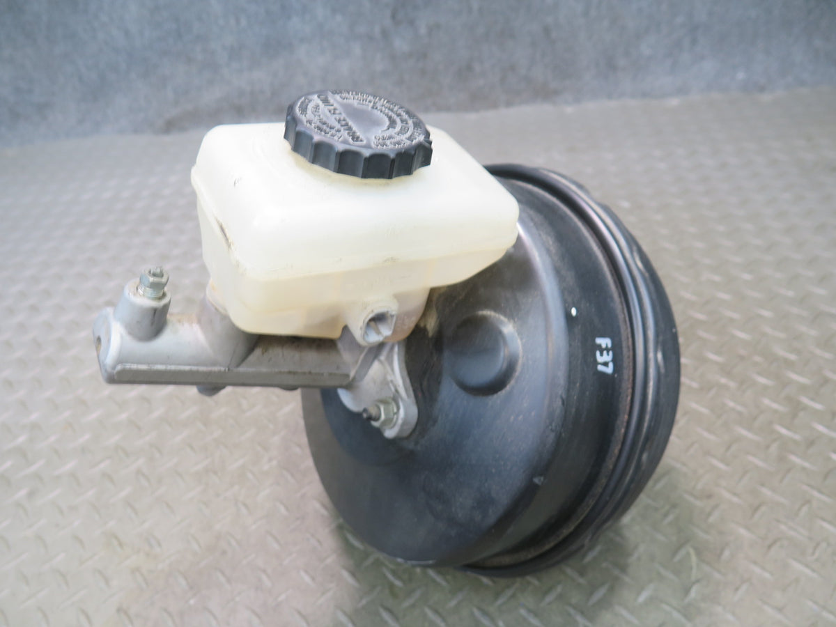 04-06 Lexus UCF30L LS430 Brake Master Cylinder Booster Fluid Reservoir OEM