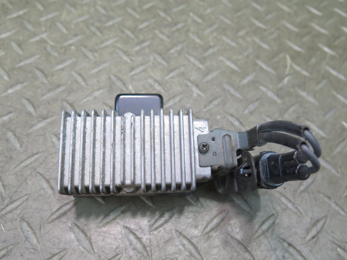 04-06 Lexus UCF30L LS430 Fuel Pump Resistor Module 23080-50140 OEM