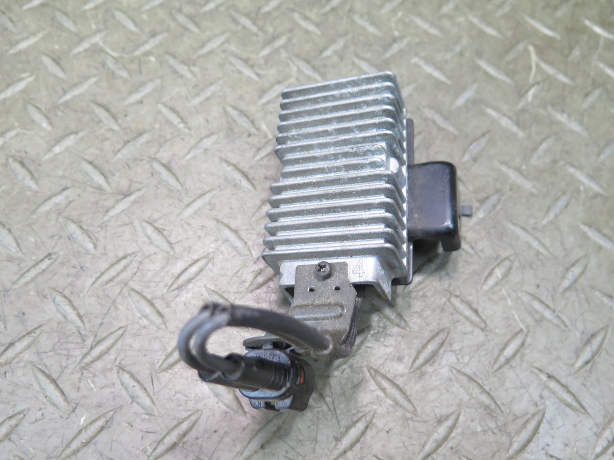 04-06 Lexus UCF30L LS430 Fuel Pump Resistor Module 23080-50140 OEM