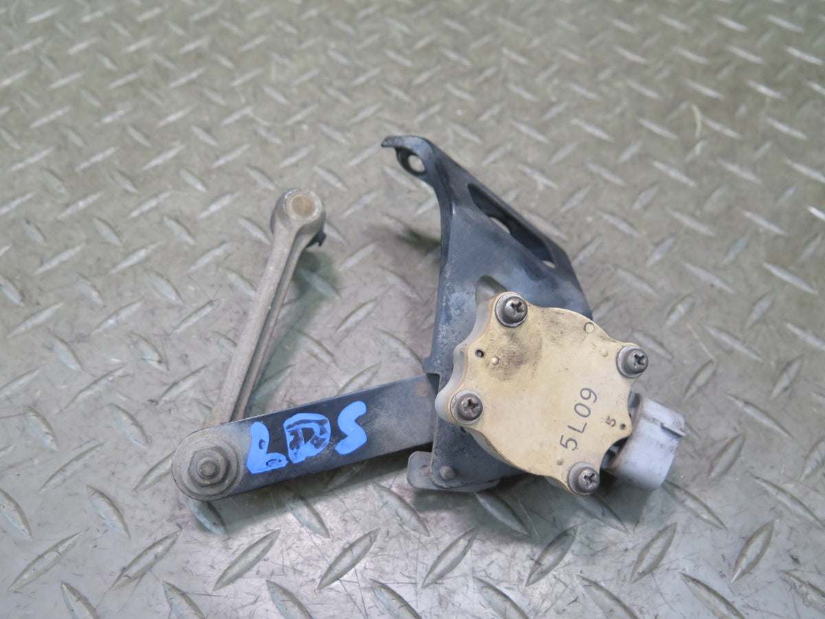 01-06 Lexus UCF30L LS430 Rear Left Suspension Height Level Sensor OEM