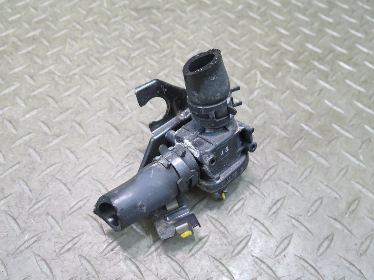 01-06 Lexus UCF30L LS430 Hvac Heater Control Water Valve OEM