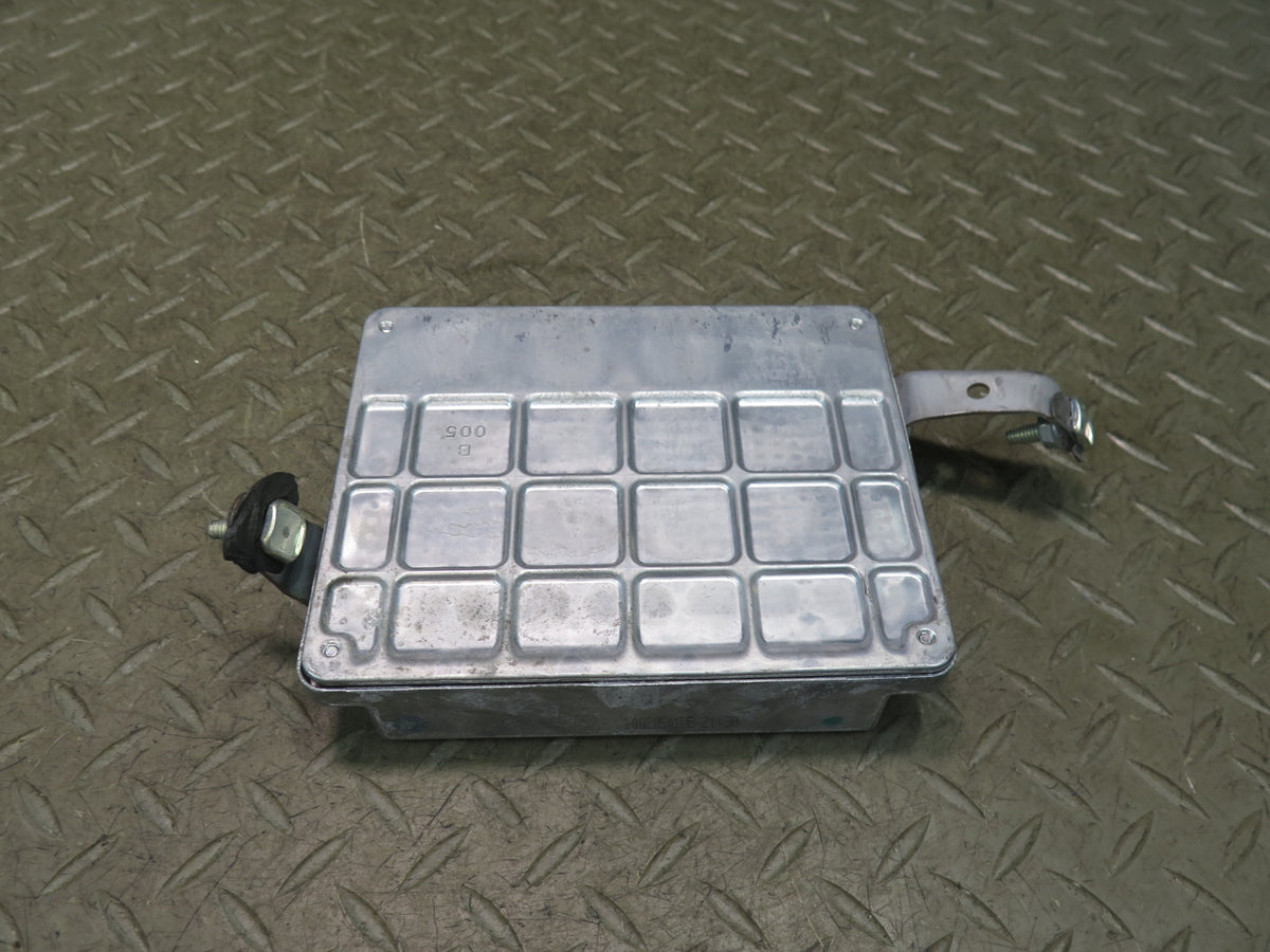 09-12 Lexus UVF46L LS600h Hybrid Vehicle Control Module 89981-50120 OEM