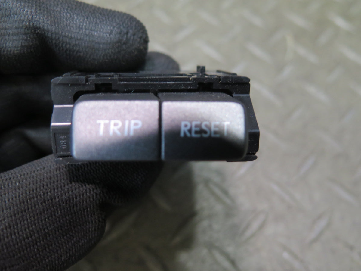 07-12 Lexus UVF46 LS600h LS460 Instrument Cluster Trip Reset Switch 15C084 OEM