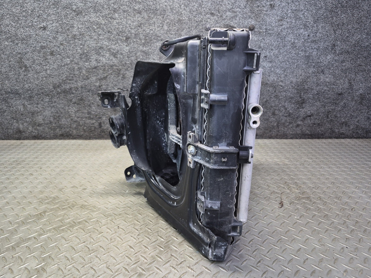 2005-2008 Porsche Boxster 987 Front Right Side Engine Cooling Radiator W/ Fan