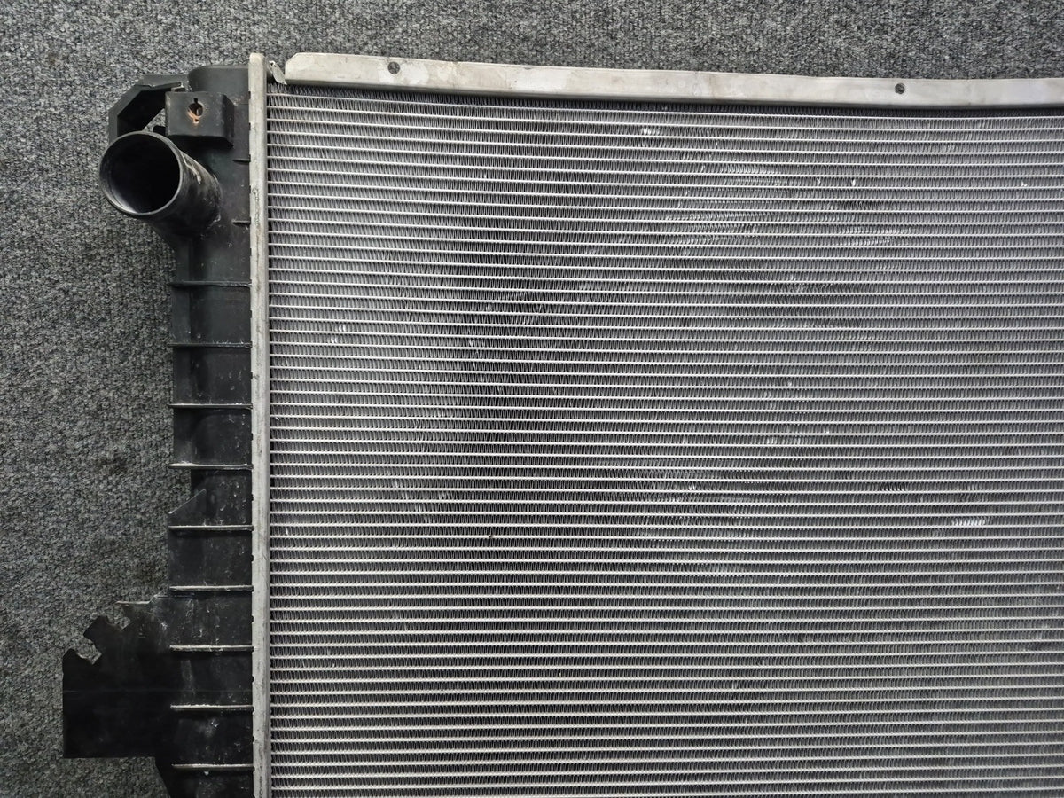 05-06 Dodge RAM SRT10 8.3L DR Engine Cooling Radiator OEM