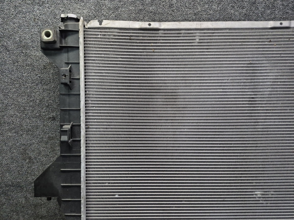 05-06 Dodge RAM SRT10 8.3L DR Engine Cooling Radiator OEM