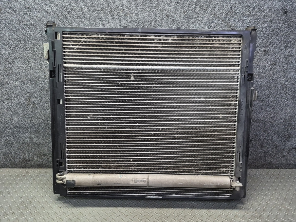2012-2015 Mercedes W166 ML63 AMG Engine Cooling Fan Radiator A/C Condenser Assy