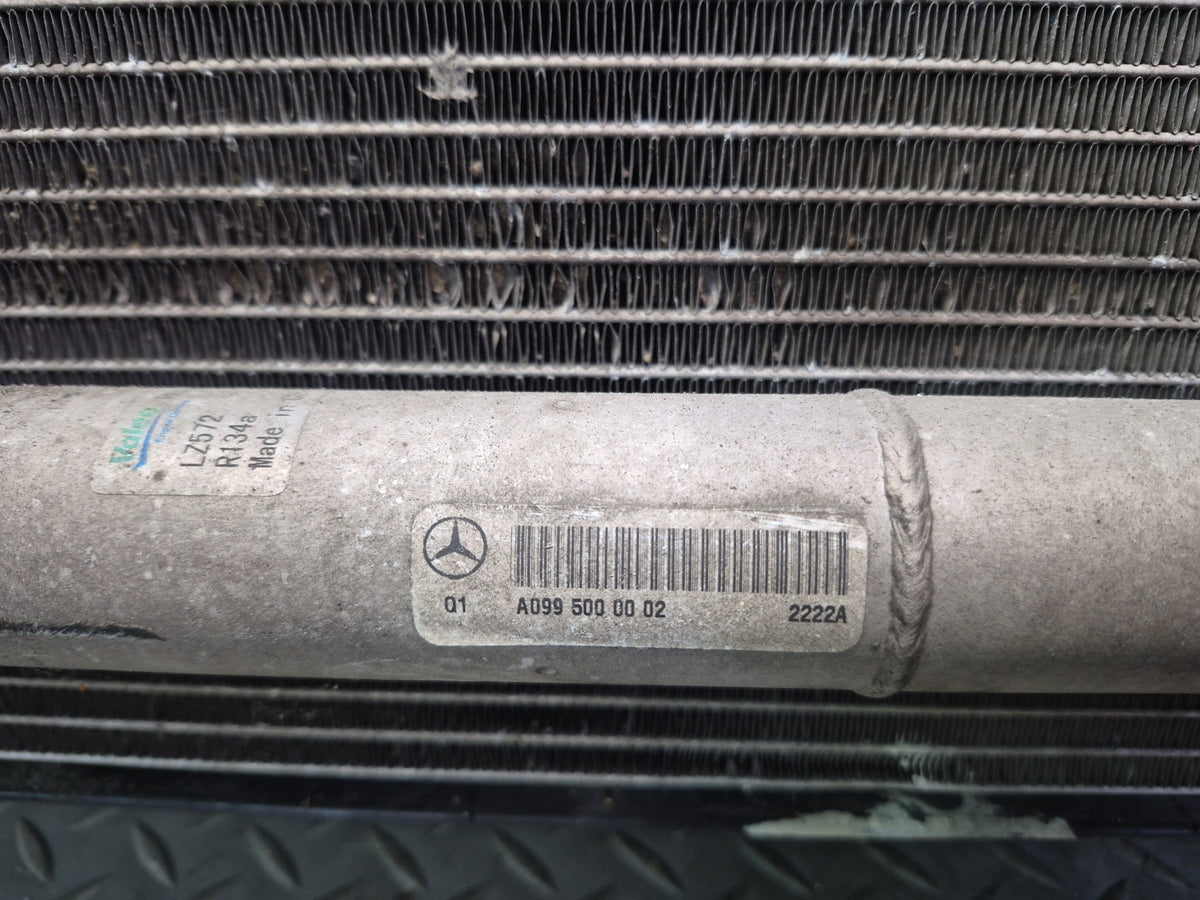 2012-2015 Mercedes W166 ML63 AMG Engine Cooling Fan Radiator A/C Condenser Assy