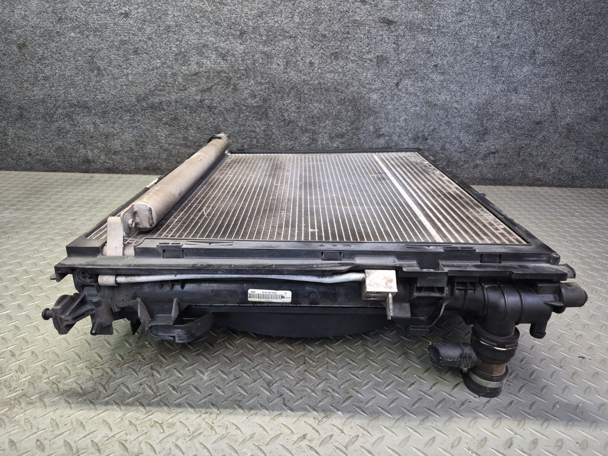2012-2015 Mercedes W166 ML63 AMG Engine Cooling Fan Radiator A/C Condenser Assy