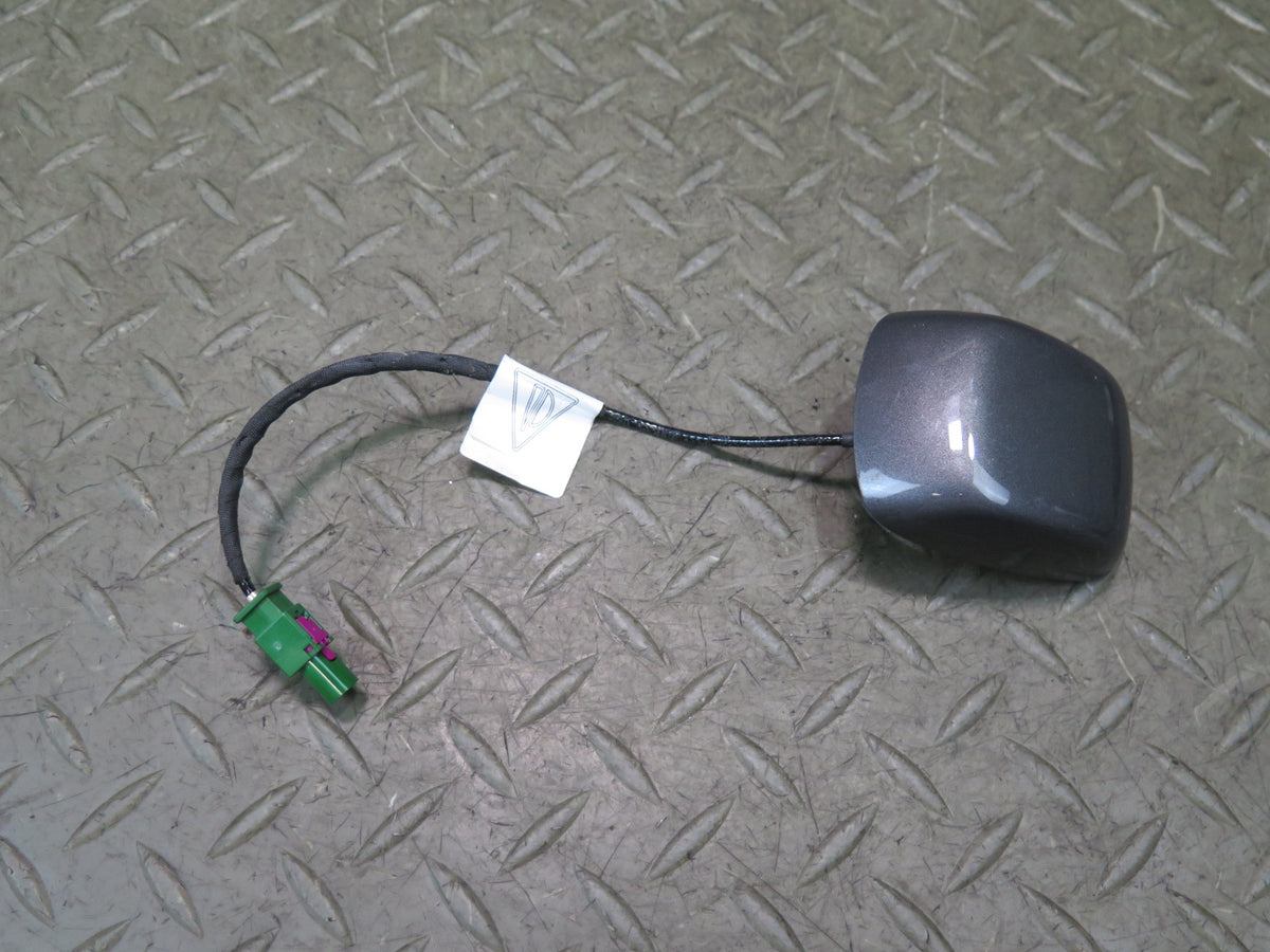 2015-2018 Porsche Macan Upper Roof Exterior Antenna Module