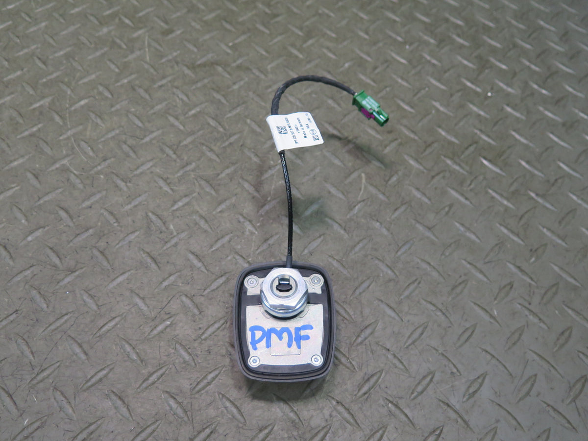 2015-2018 Porsche Macan Upper Roof Exterior Antenna Module