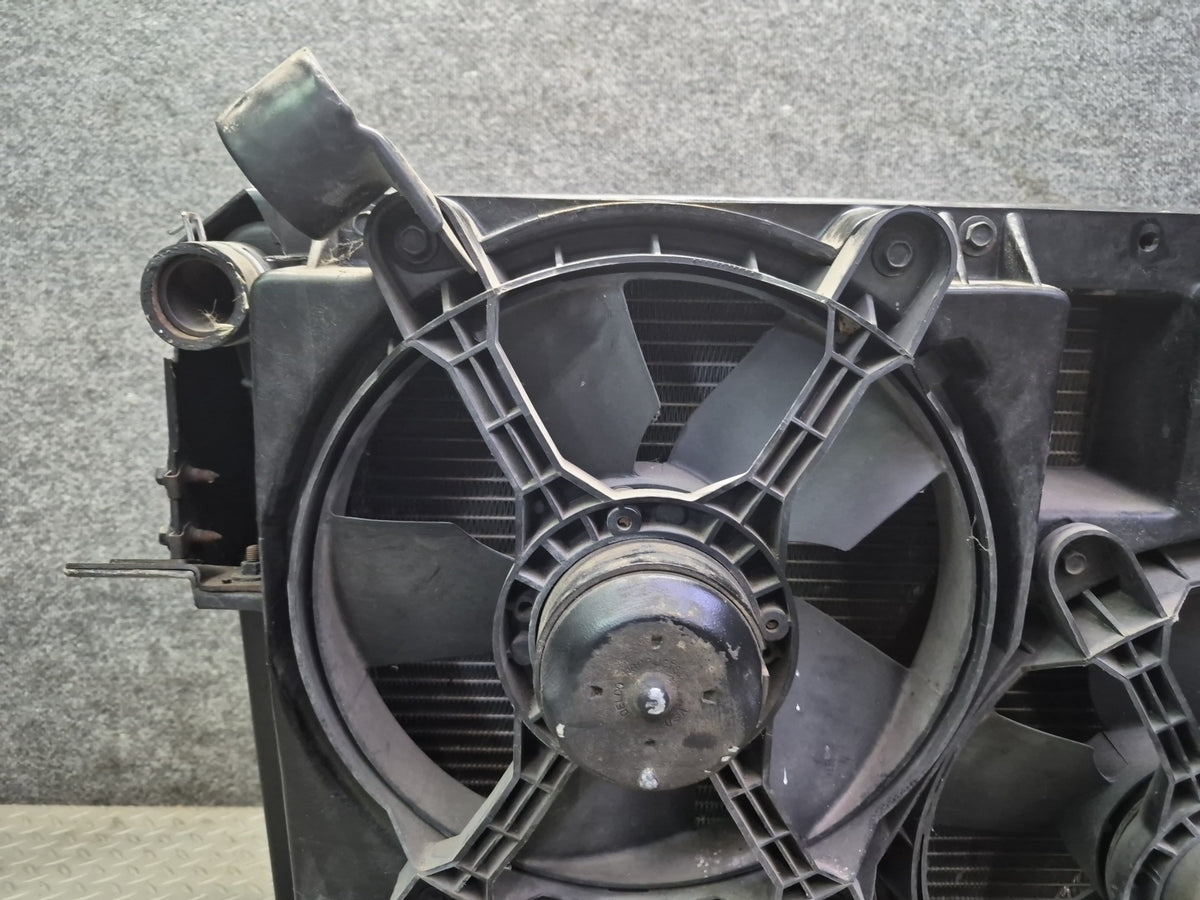 94-96 Chevrolet Corvette C4 A/T Engine Radiator AC Condenser Fan Shroud Assy OEM