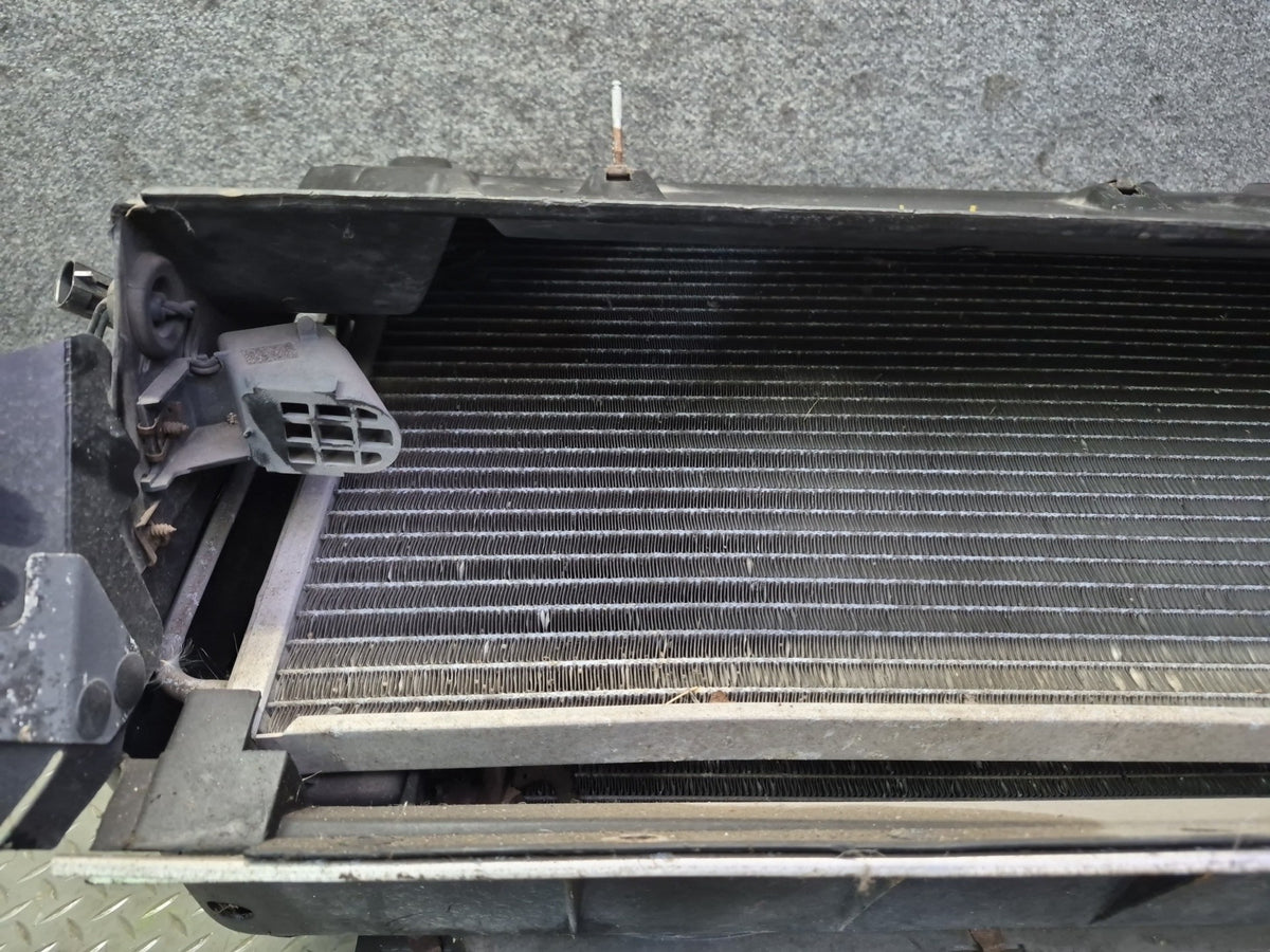 94-96 Chevrolet Corvette C4 A/T Engine Radiator AC Condenser Fan Shroud Assy OEM