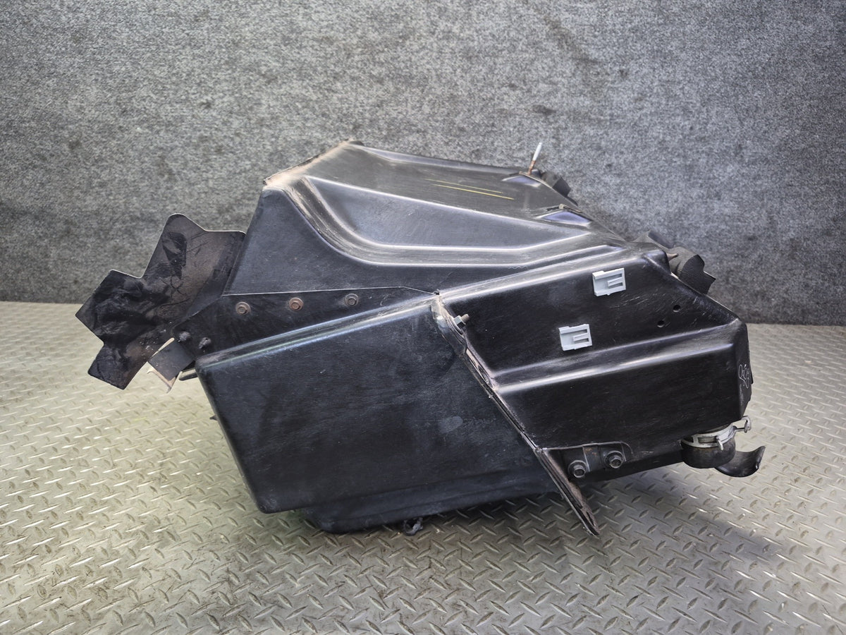 94-96 Chevrolet Corvette C4 A/T Engine Radiator AC Condenser Fan Shroud Assy OEM