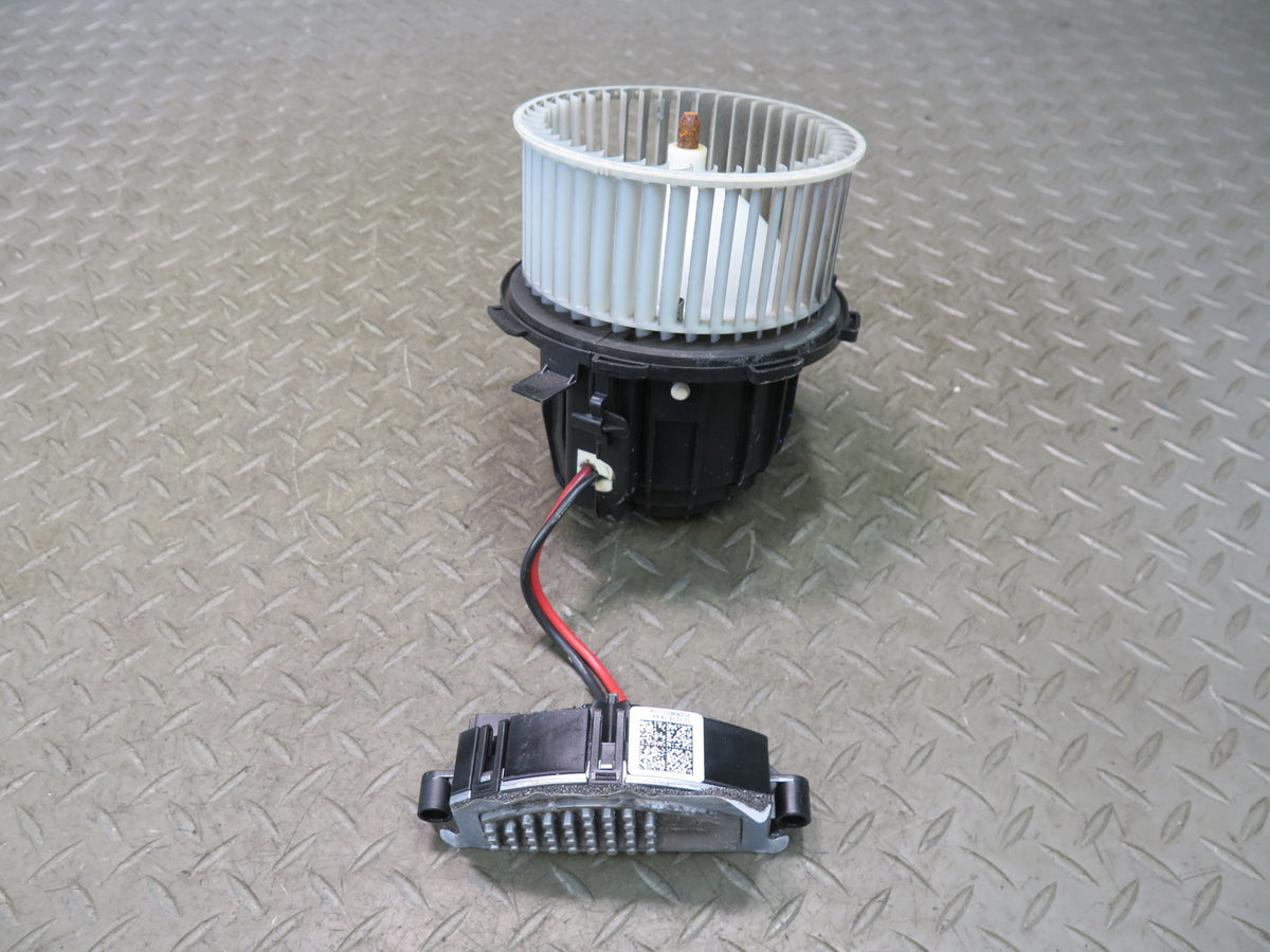 2015-2018 Porsche Macan A/C Heater Blower Motor Fan W/ Resistor