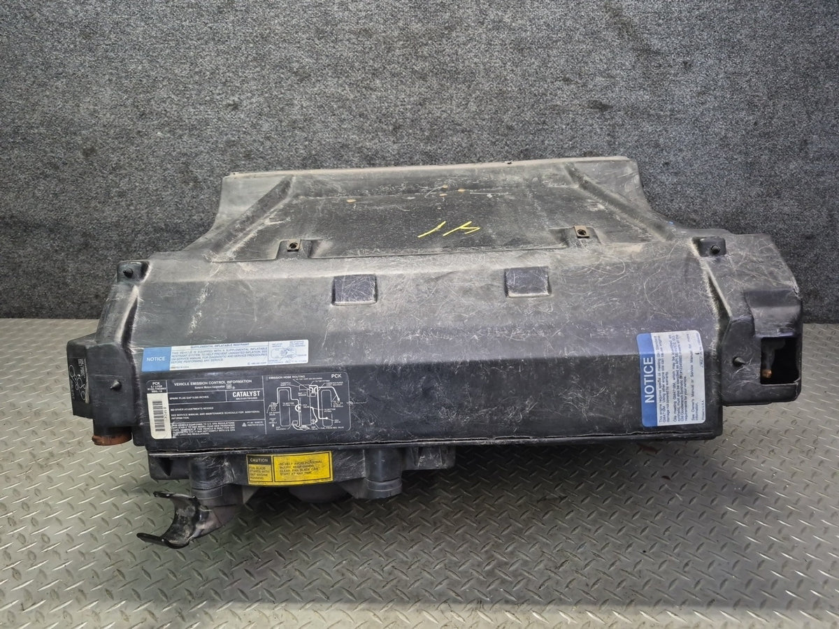 90-93 Chevy Corvette C4 A/T Engine Radiator AC Condenser Fan Shroud Assy Damaged