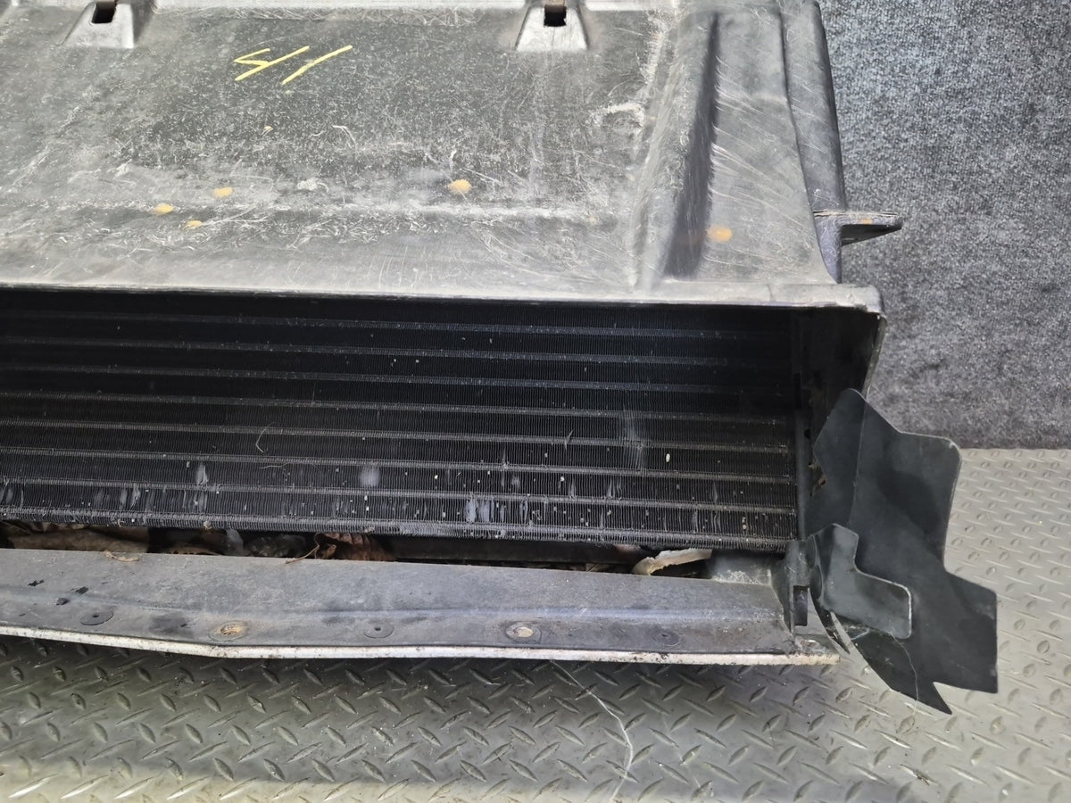 90-93 Chevy Corvette C4 A/T Engine Radiator AC Condenser Fan Shroud Assy Damaged