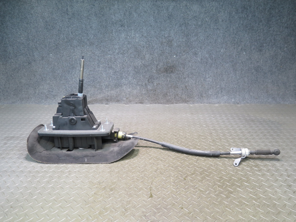2015-2018 Porsche Macan A/T Automatic Transmission Shifter Lever