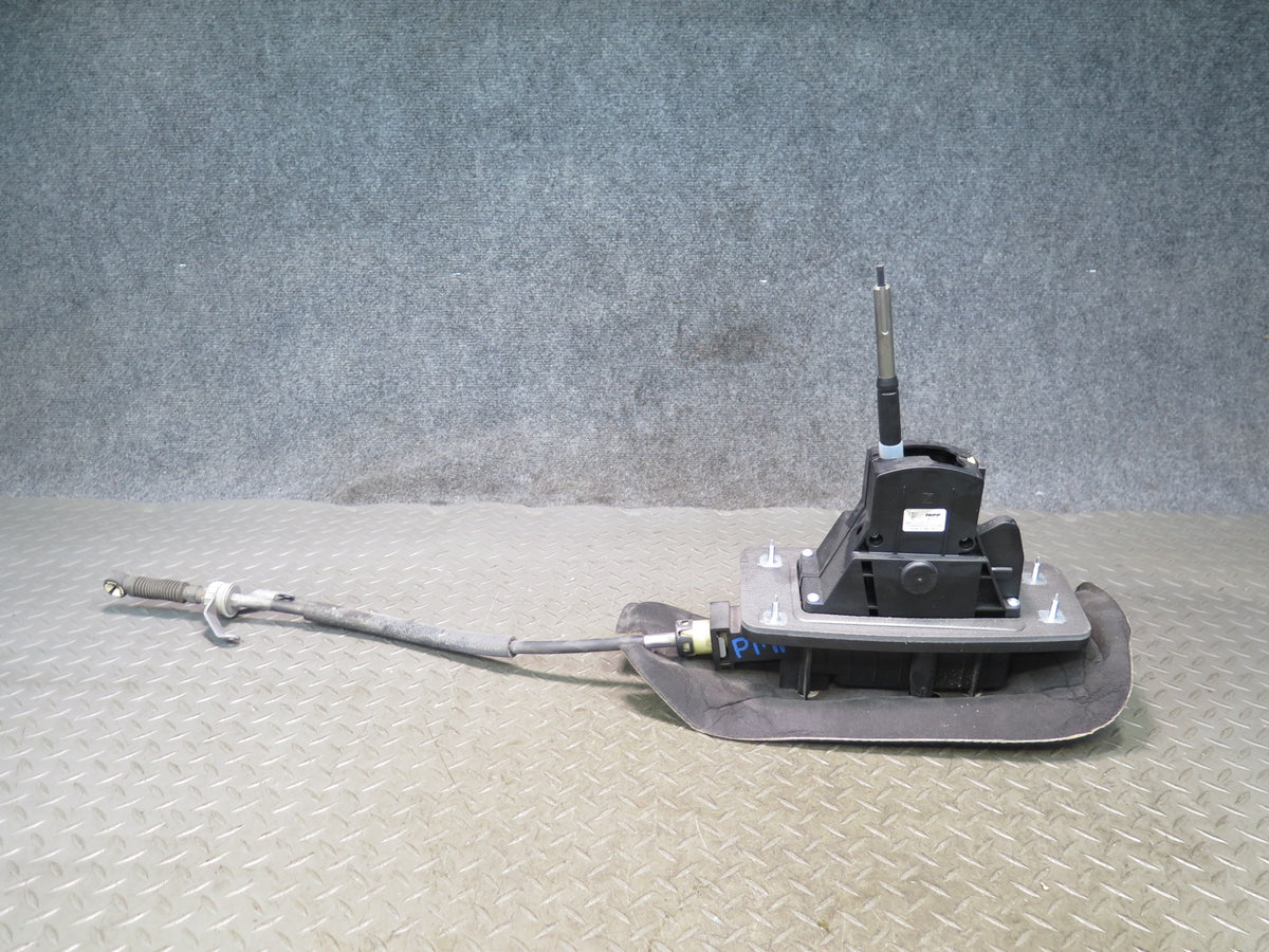 2015-2018 Porsche Macan A/T Automatic Transmission Shifter Lever