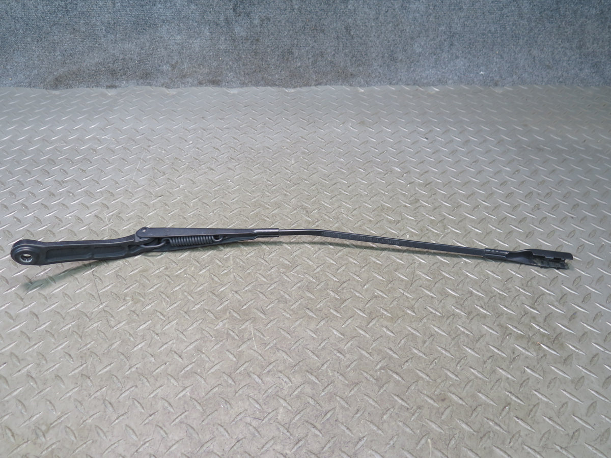 2015-2025 Porsche Macan Front Left & Right Side Wiper Arm Set of 2