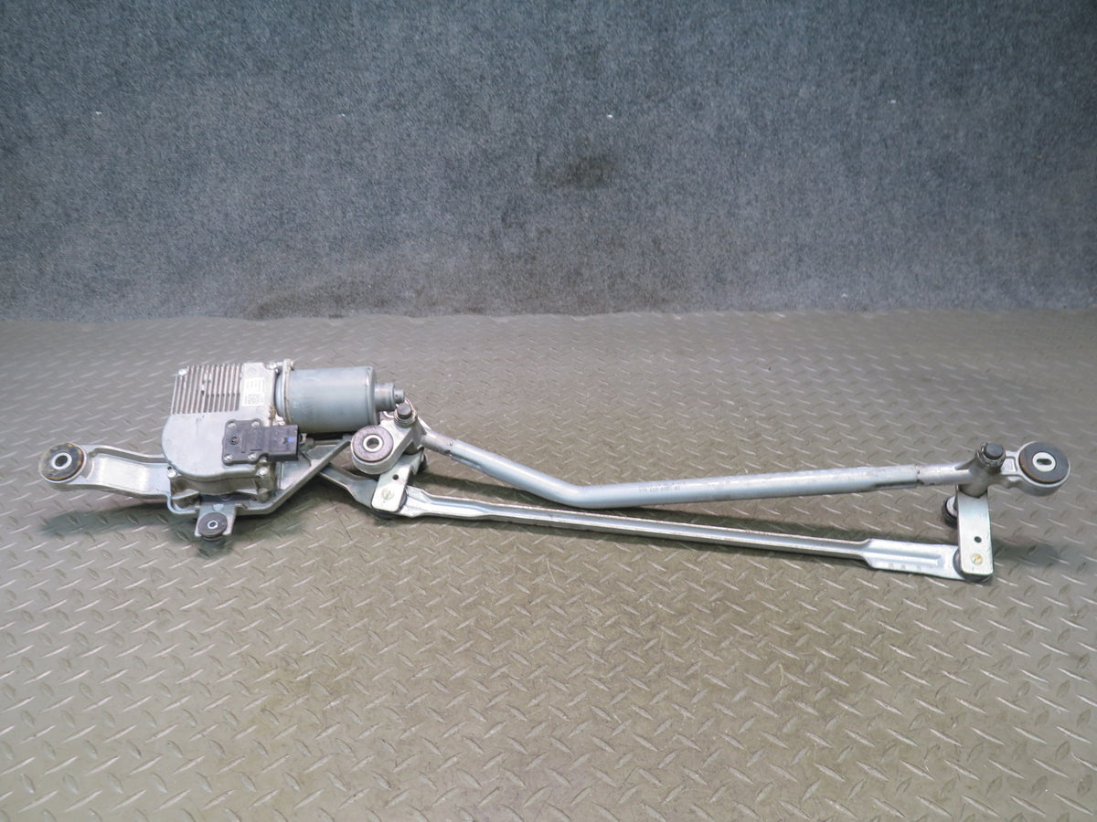2010-2016 Porsche Panamera 970 Windshield Wiper Transmission Linkage w Motor